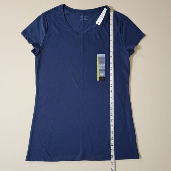 No Boundaries Junior's Navy Everyday Short Sleeve T-Shirt - Picture 6 of 11